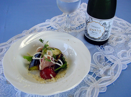 蓬莱泉「スパークリング」