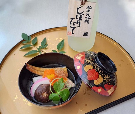 蓬莱泉 純米大吟醸「しぼりたて