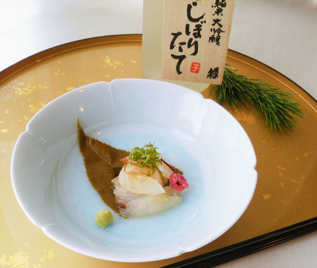 蓬莱泉 純米大吟醸「しぼりたて」
