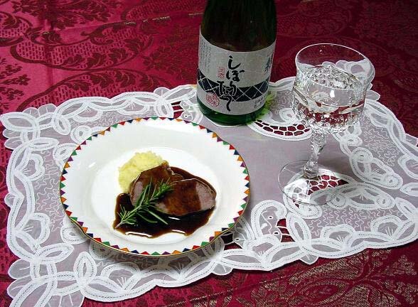 蓬莱泉 特別純米「しぼりたて」
